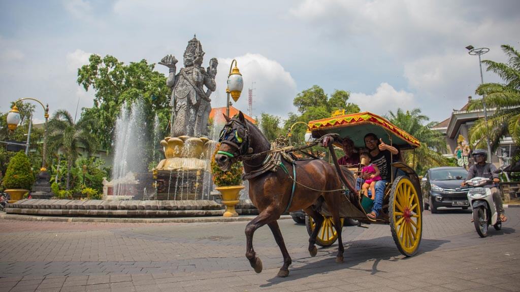 Denpasar - Daftar Tempat Wisata & Aktivitas Liburan Menarik