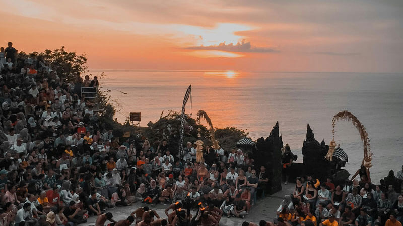 Harga Tiket Tari Kecak Uluwatu Bali Online Murah | Wira Tour